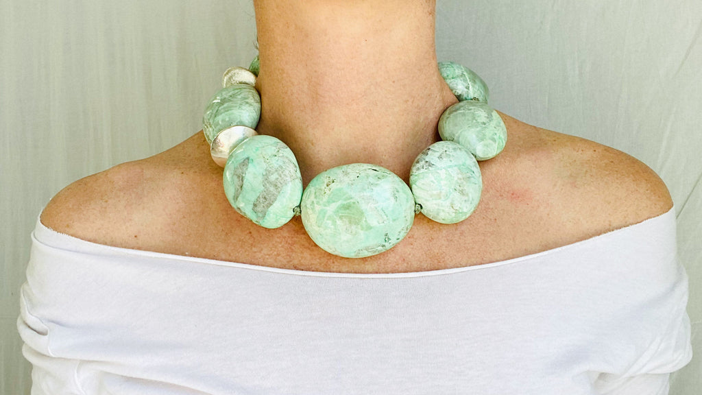 Green Moonstone Beaded Necklace. Fine Silver Beads