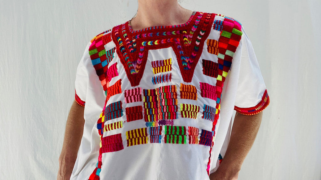 Pueblo Nueva Mexican Huipil. Vibrant Mayan Textile. 0100