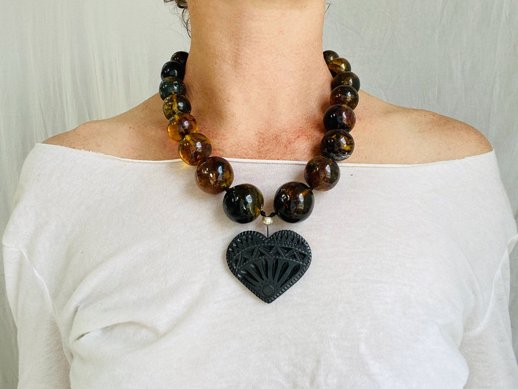 Amber Beaded Choker Necklace, Barro Negro Heart Pendant. Mexican Amber. Chunky
