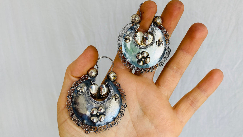 Vintage Oaxacan Media Luna Earrings. Sterling Silver. Mexico. Frida Kahlo