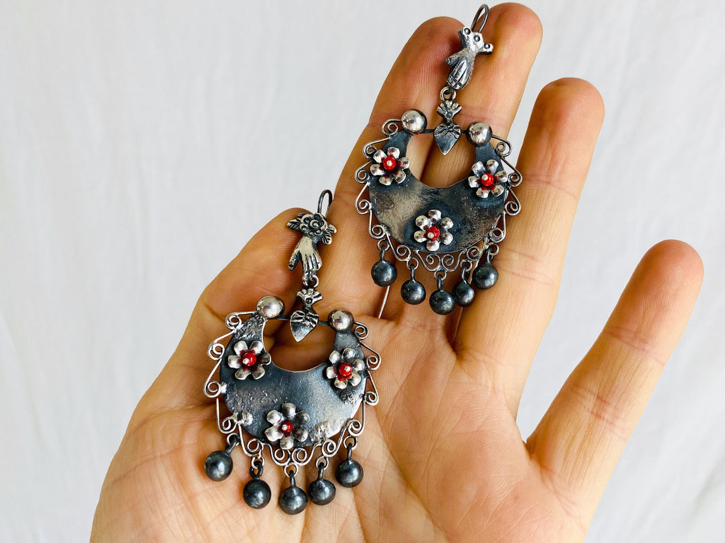 Vintage Oaxacan Earrings. Sterling Silver & Coral. Mexico. Frida Kahlo - Aadya Bazaar
