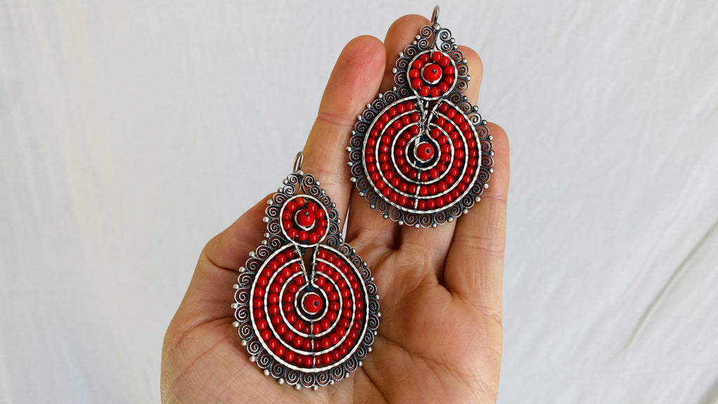 Vintage Oaxacan Filigree & Coral Earrings Hoops. Sterling Silver. Mexico. Frida Kahlo