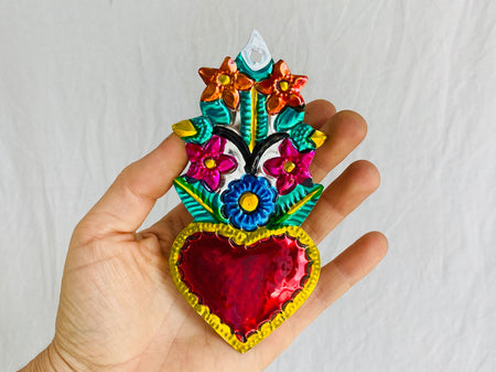 Hojalata Milagro Heart. Tin. 6"