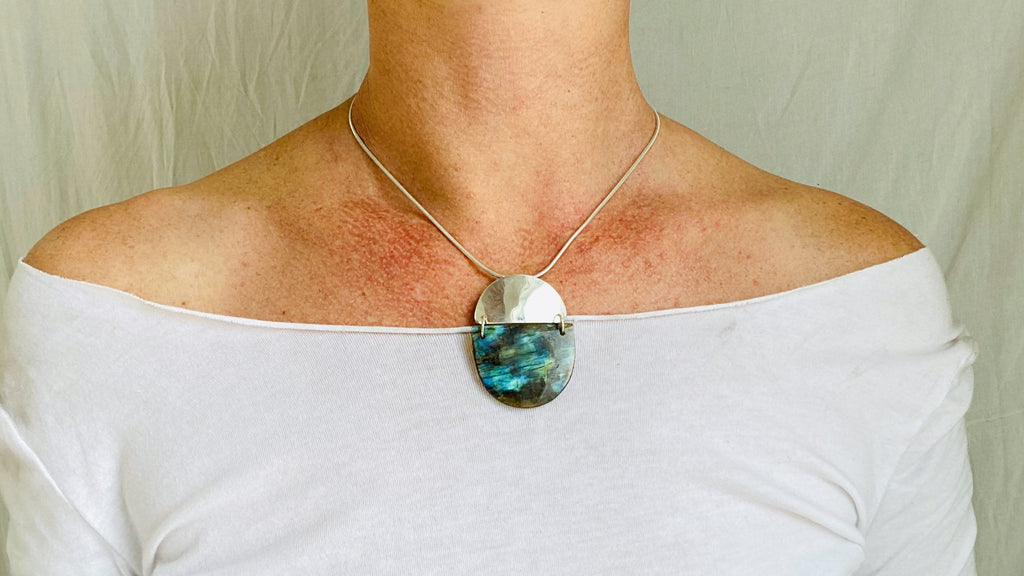Labradorite and Silver Pendant Necklace. Snake Chain - Aadya Bazaar