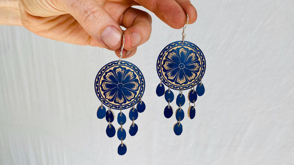 Carved Gourd Earrings. Sterling Silver. Oaxaca, Mexico. 0345