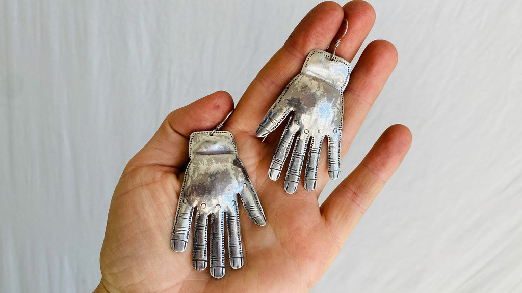 Oaxaca Hand Silver Earrings. La Mano. Mexico. Frida Kahlo
