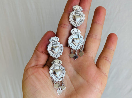 Taxco Silver Sacred Heart Earrings. Sterling Silver. Mexico. Frida Kahlo