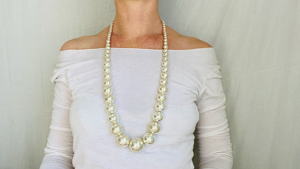 Graduated Silver Bead Necklace. Bench Beads. Gorgeous.