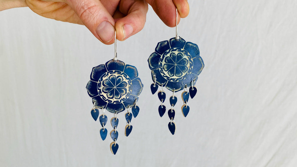 Carved Gourd Earrings. Sterling Silver. Oaxaca, Mexico.