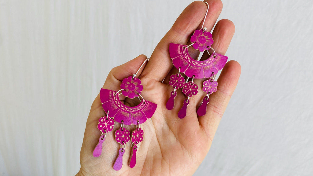 Carved Gourd Earrings. Sterling Silver. Oaxaca, Mexico.