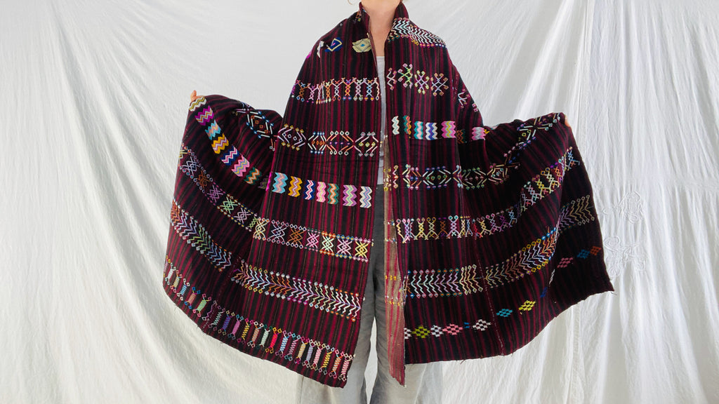 Vintage Colotenango Guatemalan Wrap. Fine Example. 0013 - Aadya Bazaar